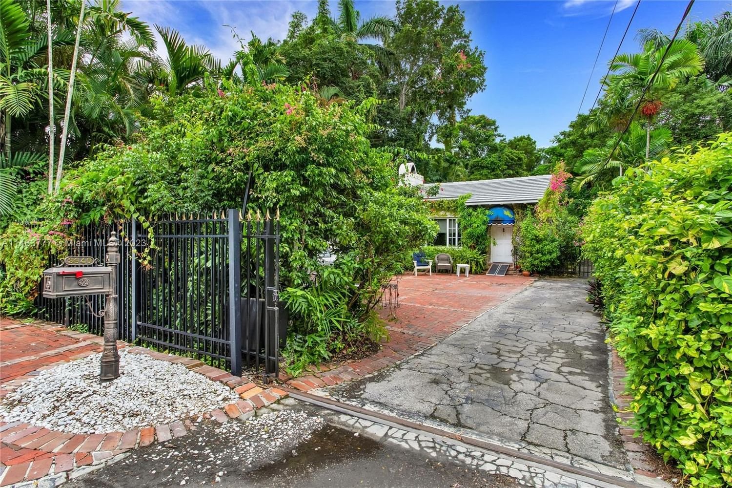 Real estate property located at 3640 Bougainvillea Rd, Miami-Dade County, Coconut Grove, FL