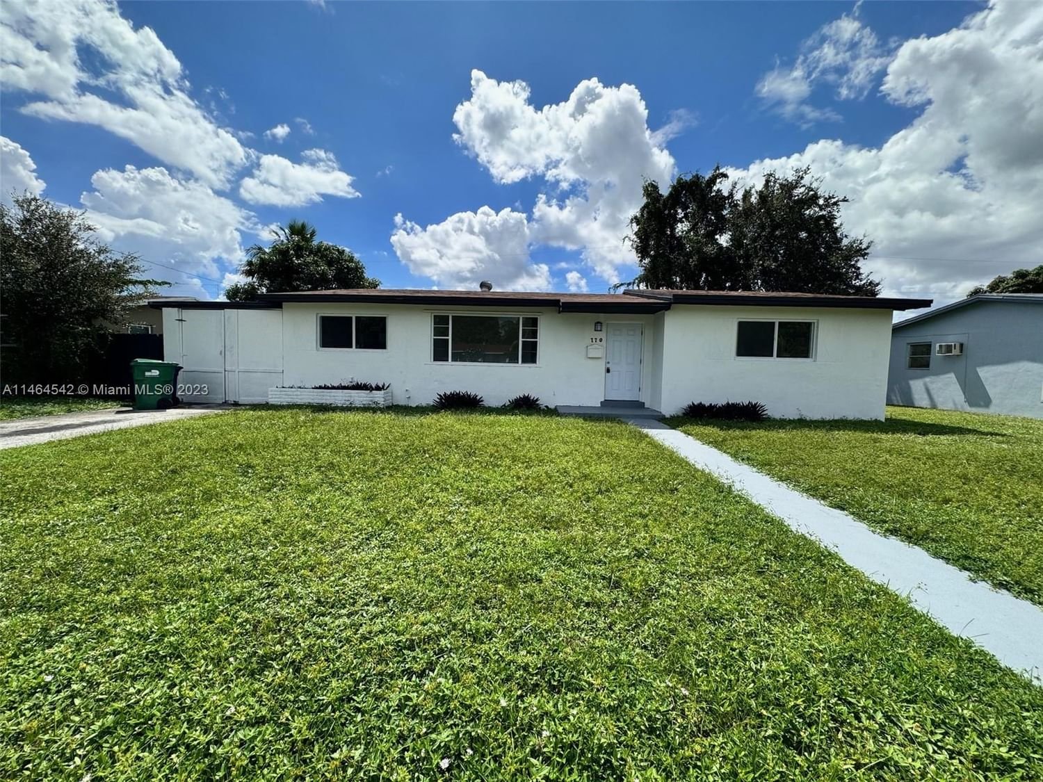 Real estate property located at 770 179th St, Miami-Dade County, Miami Gardens, FL