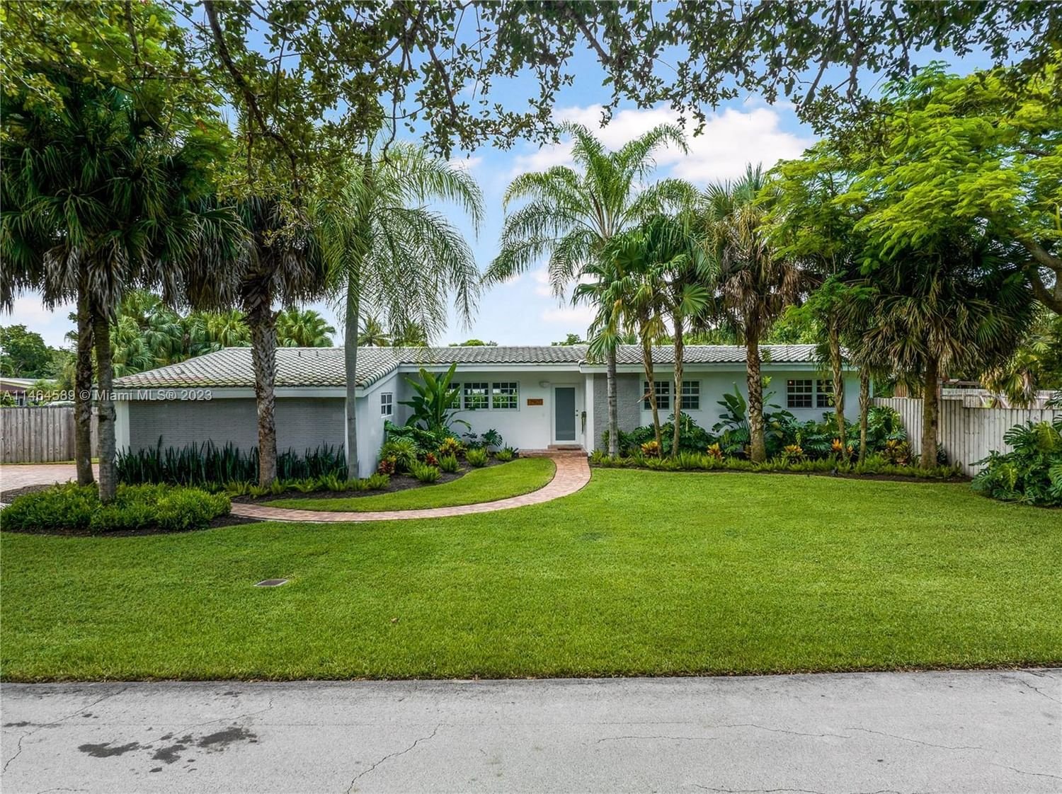 Real estate property located at 7901 139th Ter, Miami-Dade County, HELENWOOD ESTATES, Palmetto Bay, FL