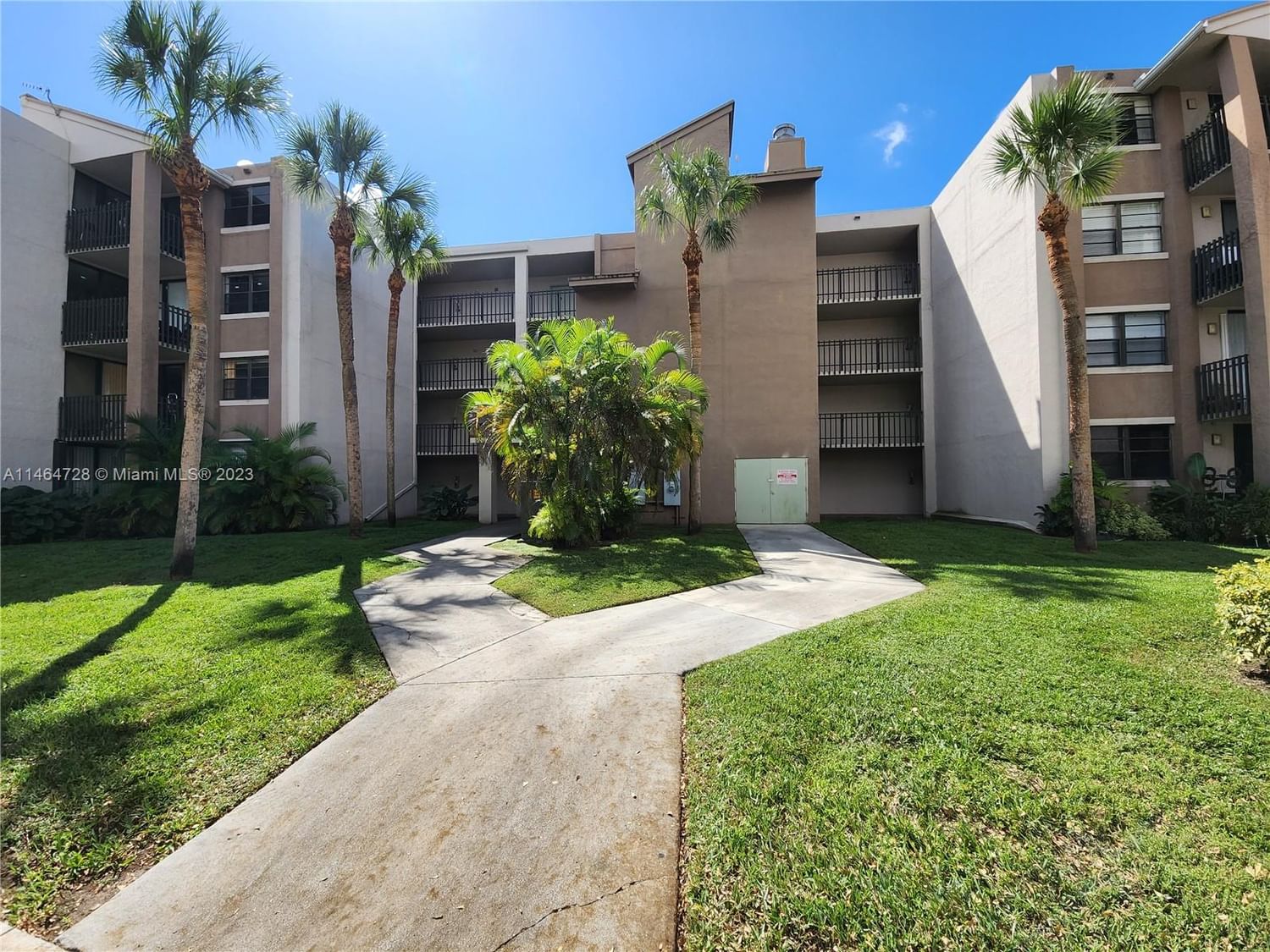 Real estate property located at 3611 117th Ave #10-404, Miami-Dade County, WESTBIRD VILLAGE CONDO, Miami, FL