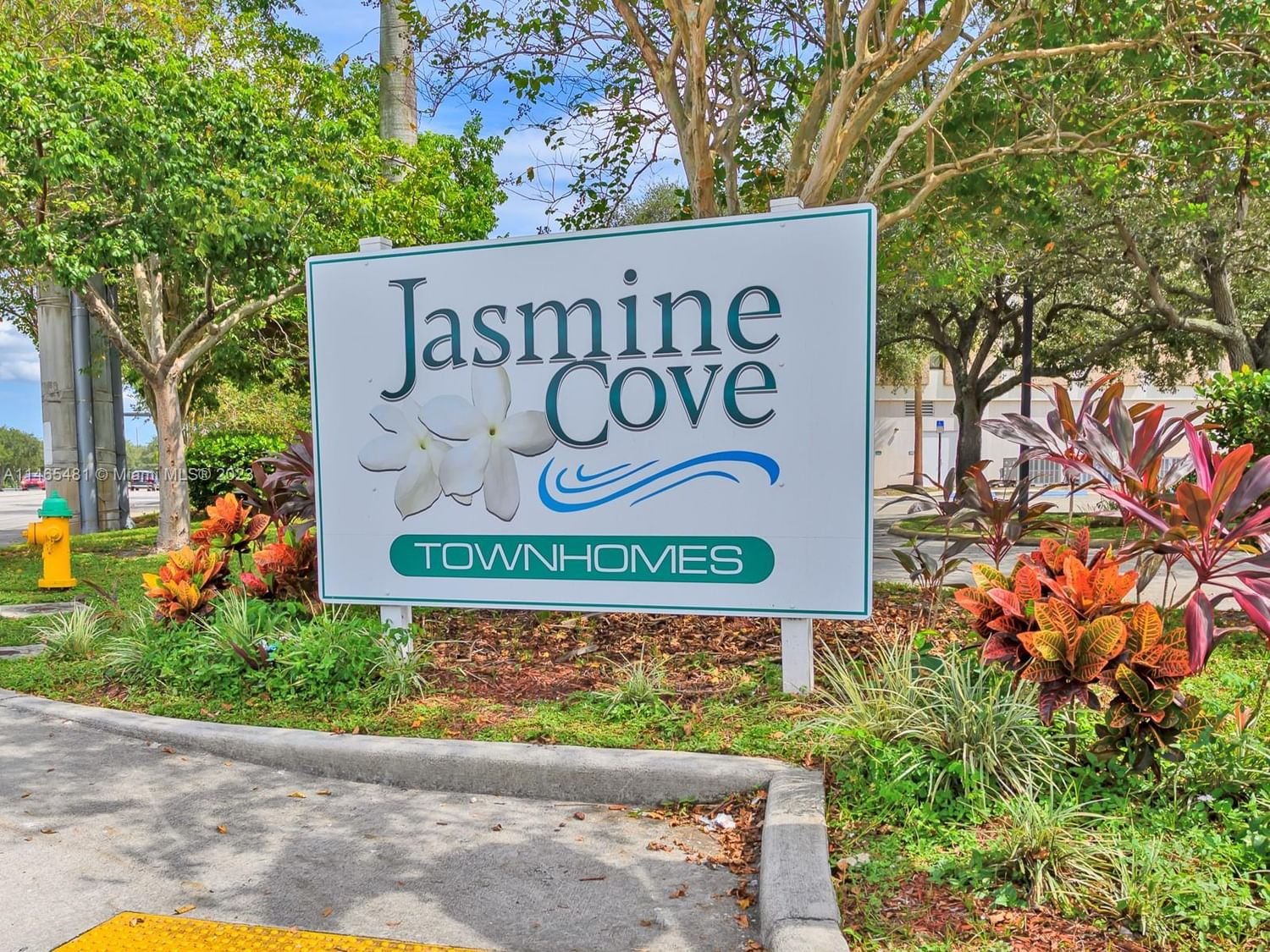 Real estate property located at 4705 62nd Ave #202, Broward County, JASMINE LAKES I CONDO, Davie, FL