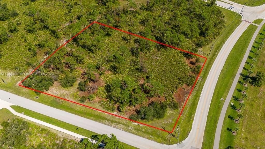 Real estate property located at 105 PARADE CIR, Charlotte County, Port Charlotte, FL