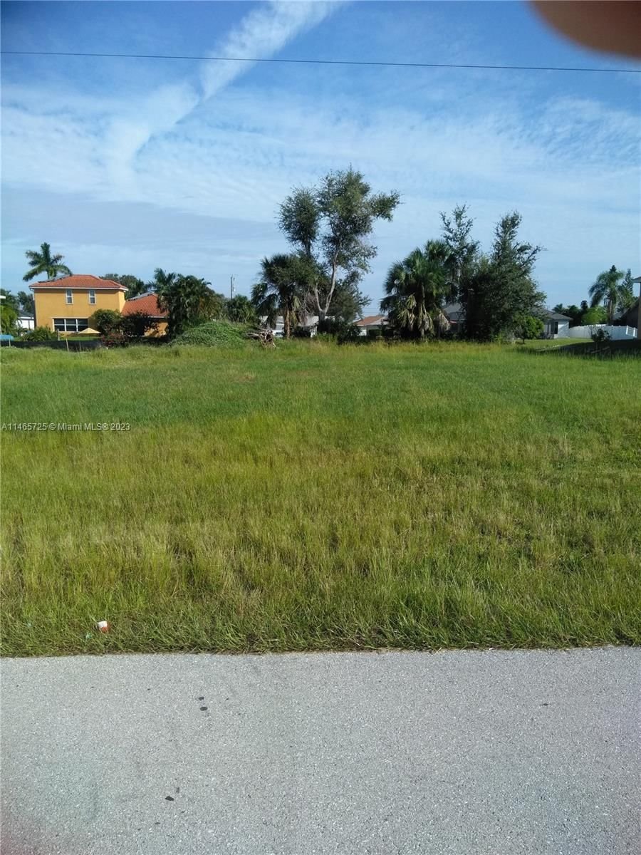 Real estate property located at 1301 13 Street, Lee County, Cape Coral, Cape Coral, FL