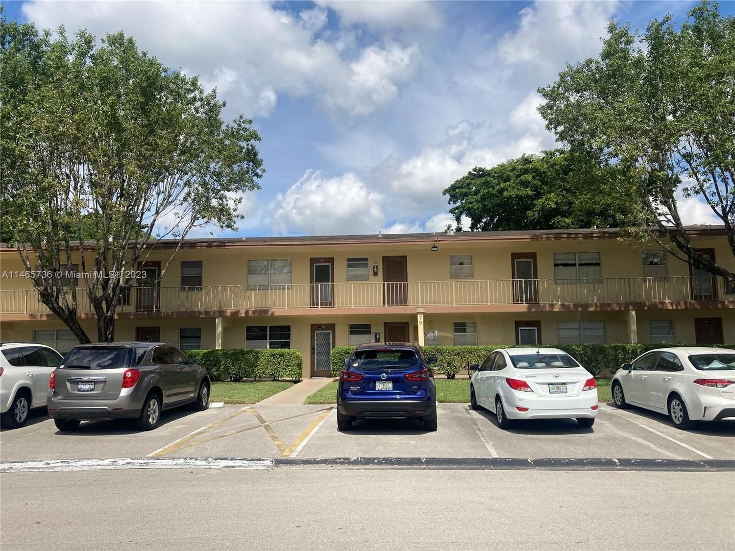 Real estate property located at 201 76th Ave #204, Broward County, ORIOLE GARDENS THREE 79 C, Margate, FL