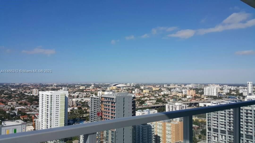 Real estate property located at , Miami-Dade County, THE AXIS ON BRICKELL COND, Miami, FL