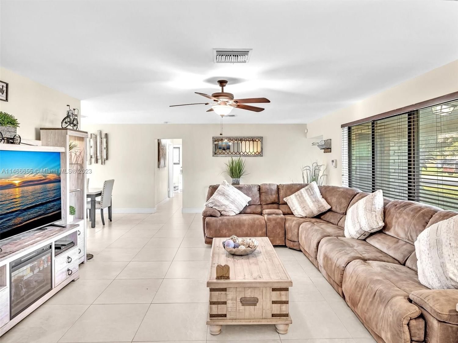 Real estate property located at 1867 9th Ave, Miami-Dade County, LAUREL MANOR, Homestead, FL