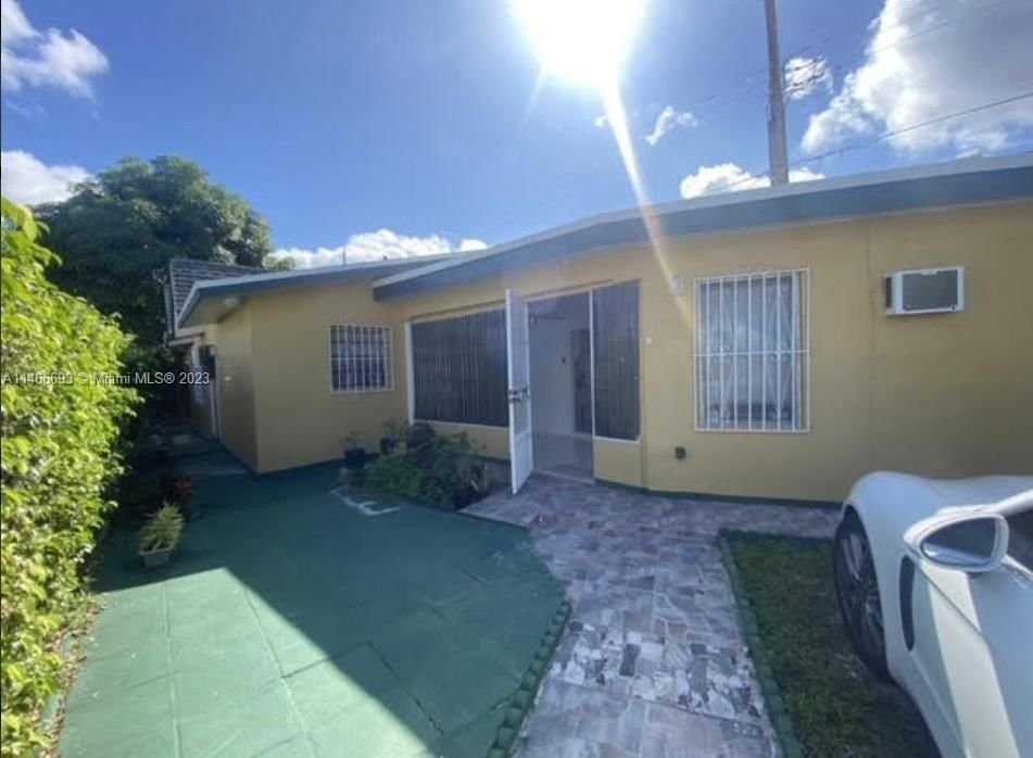 Real estate property located at 2398 135th Ln, Miami-Dade County, TRAILER CITY, North Miami Beach, FL