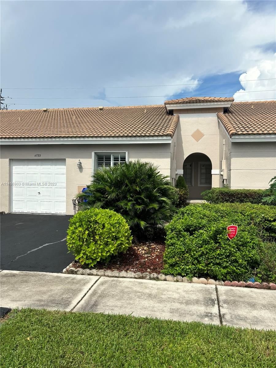 Real estate property located at 11733 17th Ct, Broward County, VILLAGES OF RENAISSANCE, Miramar, FL