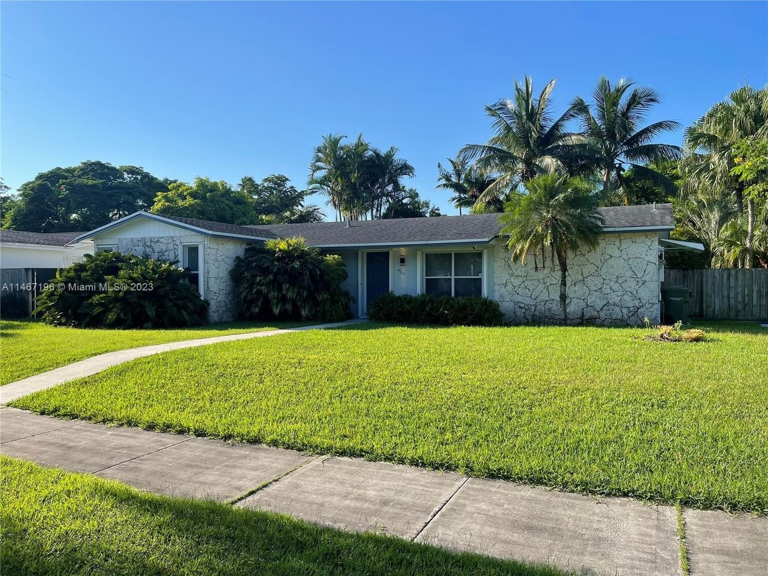 Real estate property located at 466 17th Ct, Miami-Dade County, Homestead, FL