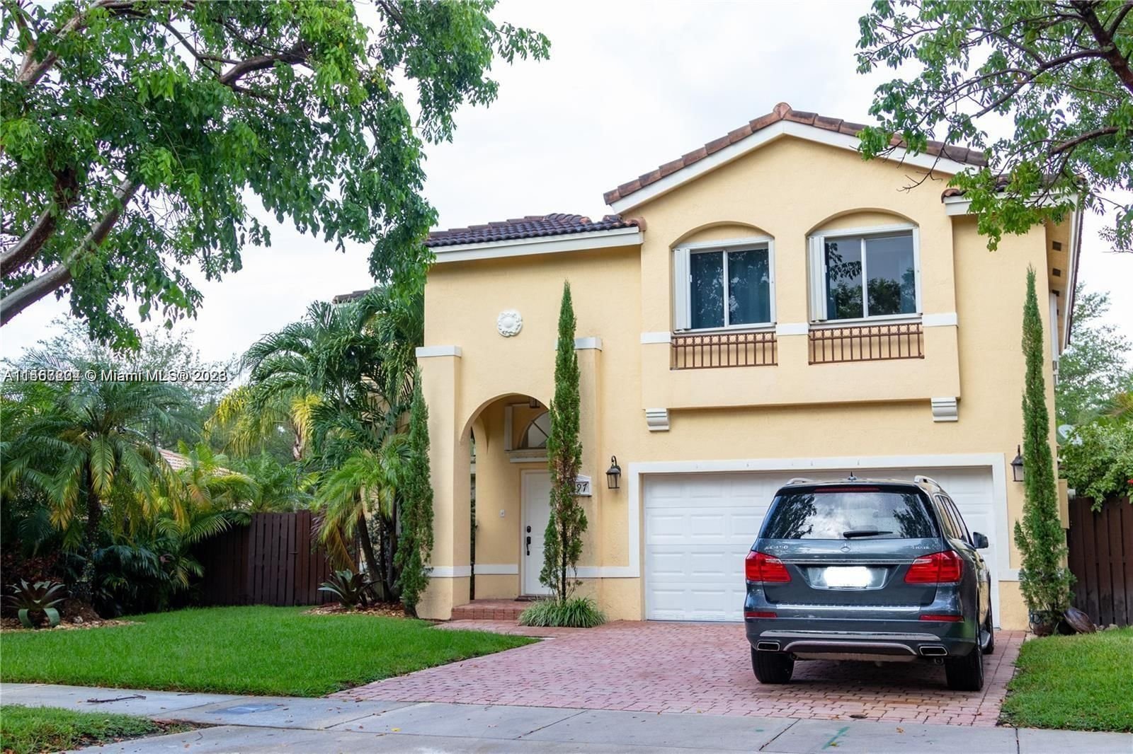 Real estate property located at 4797 109th Ct, Miami-Dade County, DORAL MEADOWS 1ST ADDN, Doral, FL
