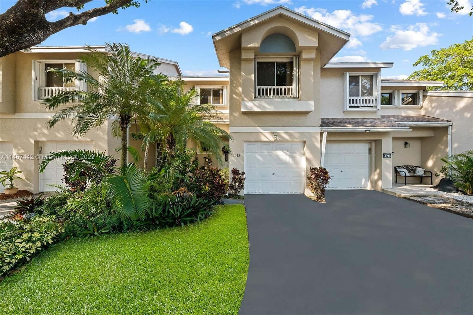 Real estate property located at 1943 Discovery Cir E #1943, Broward County, CORAL POINT NORTH PB, Deerfield Beach, FL