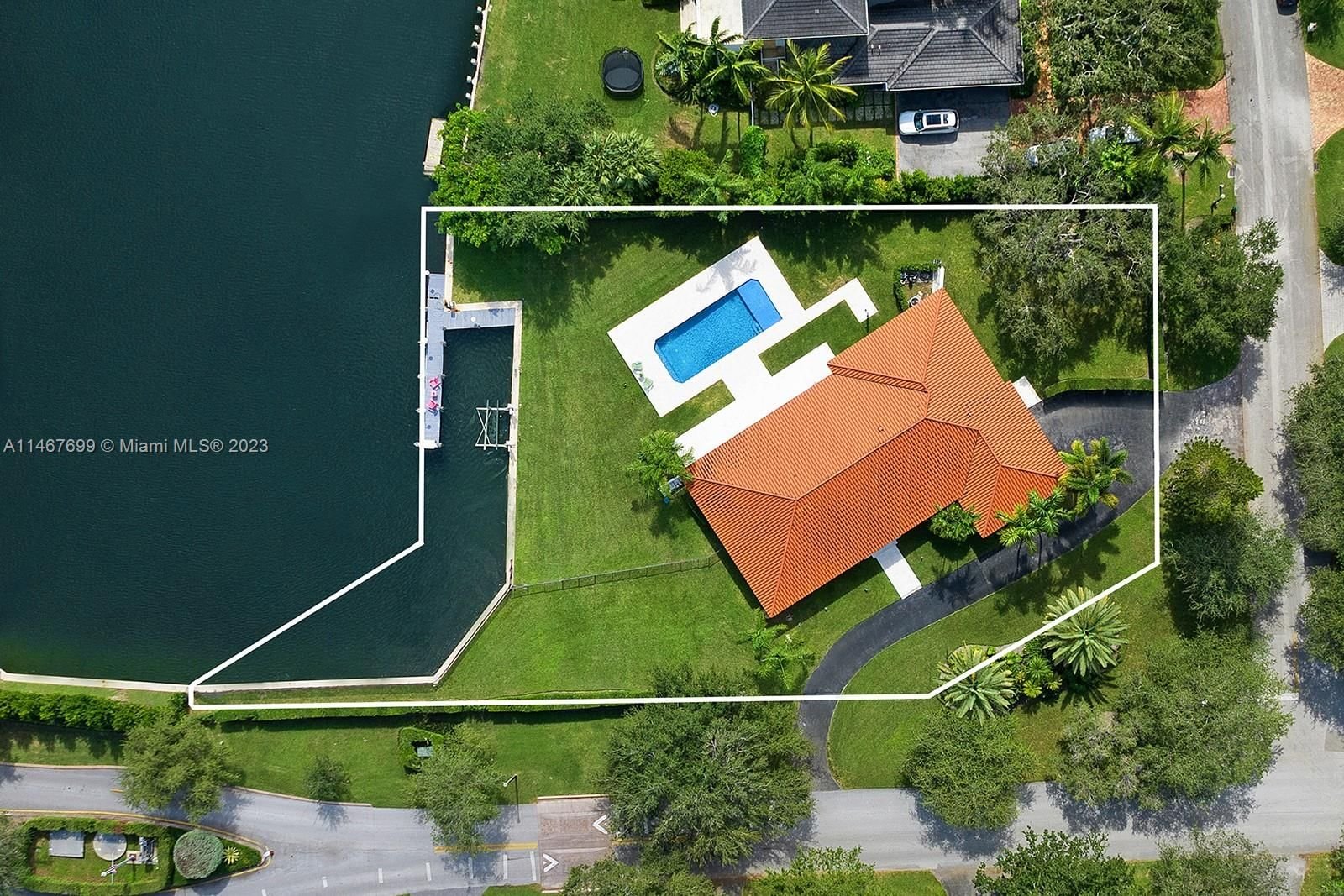 Real estate property located at 690 Solano Prado, Miami-Dade County, OLD CUTLER BAY SEC 1, Coral Gables, FL