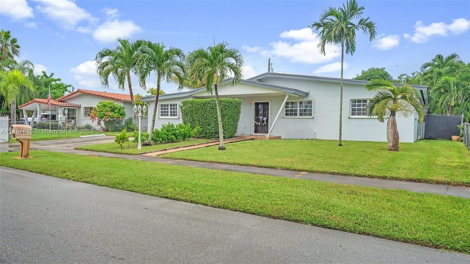 Real estate property located at 12525 188th Ter, Miami-Dade County, Miami, FL