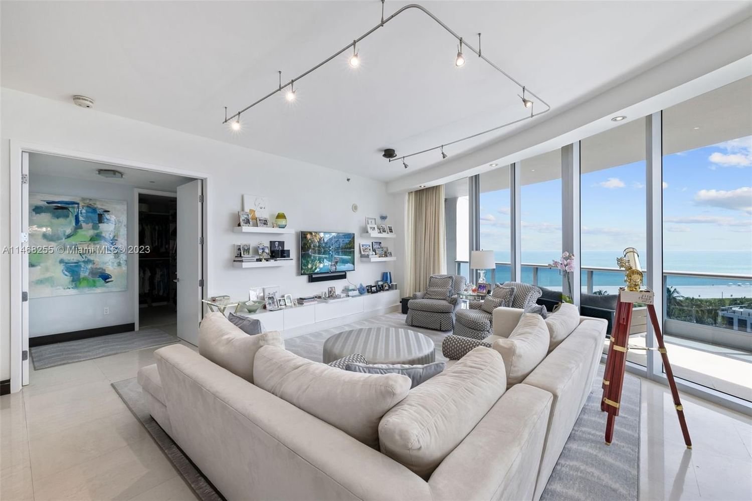 Real estate property located at 5959 Collins Ave #902, Miami-Dade County, THE RESIDENCES AT THE BAT, Miami Beach, FL