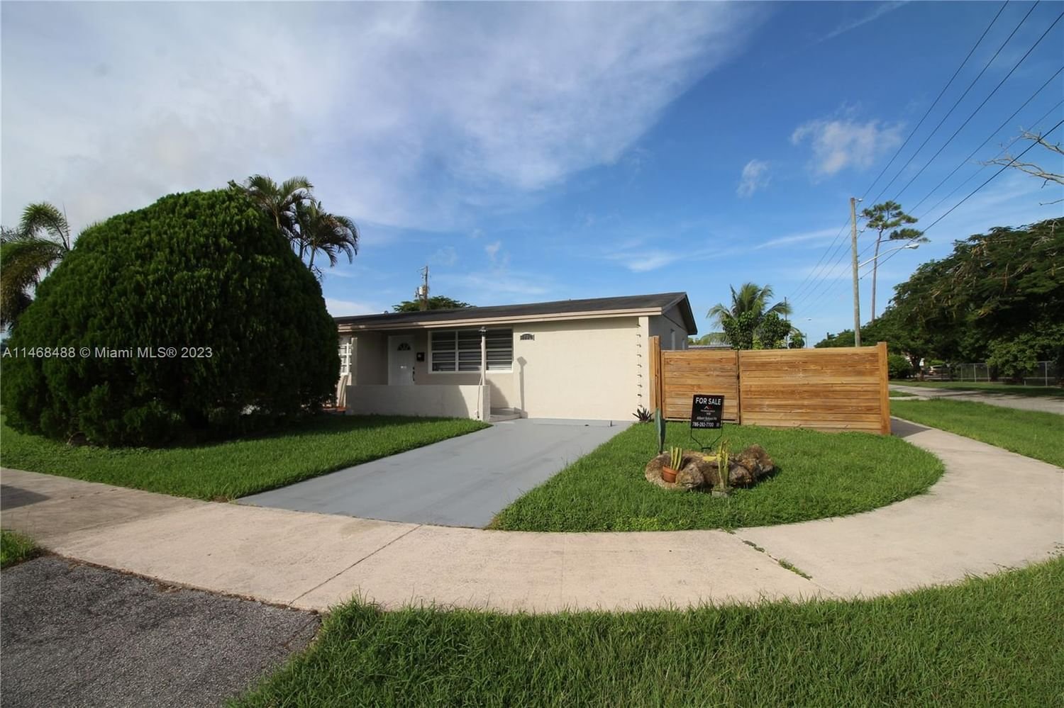 Real estate property located at 1892 8th Ter, Miami-Dade County, LAUREL MANOR, Homestead, FL