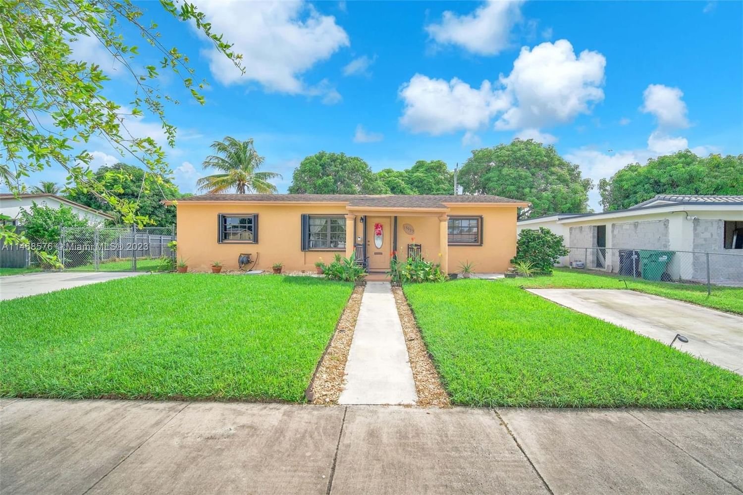 Real estate property located at 15035 Harrison St, Miami-Dade County, REPLAT OF PORTIONS OF RIC, Miami, FL