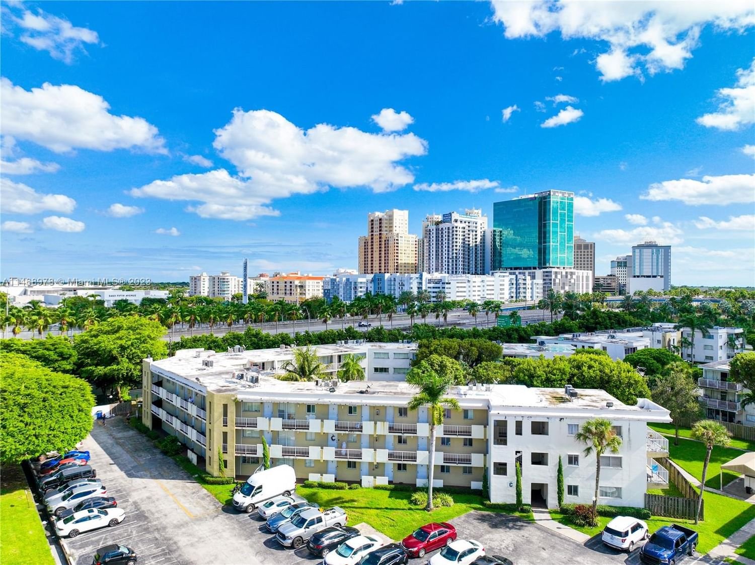 Real estate property located at 7737 Kendall Dr C216, Miami-Dade County, PARADISE AT DADELAND COND, Miami, FL