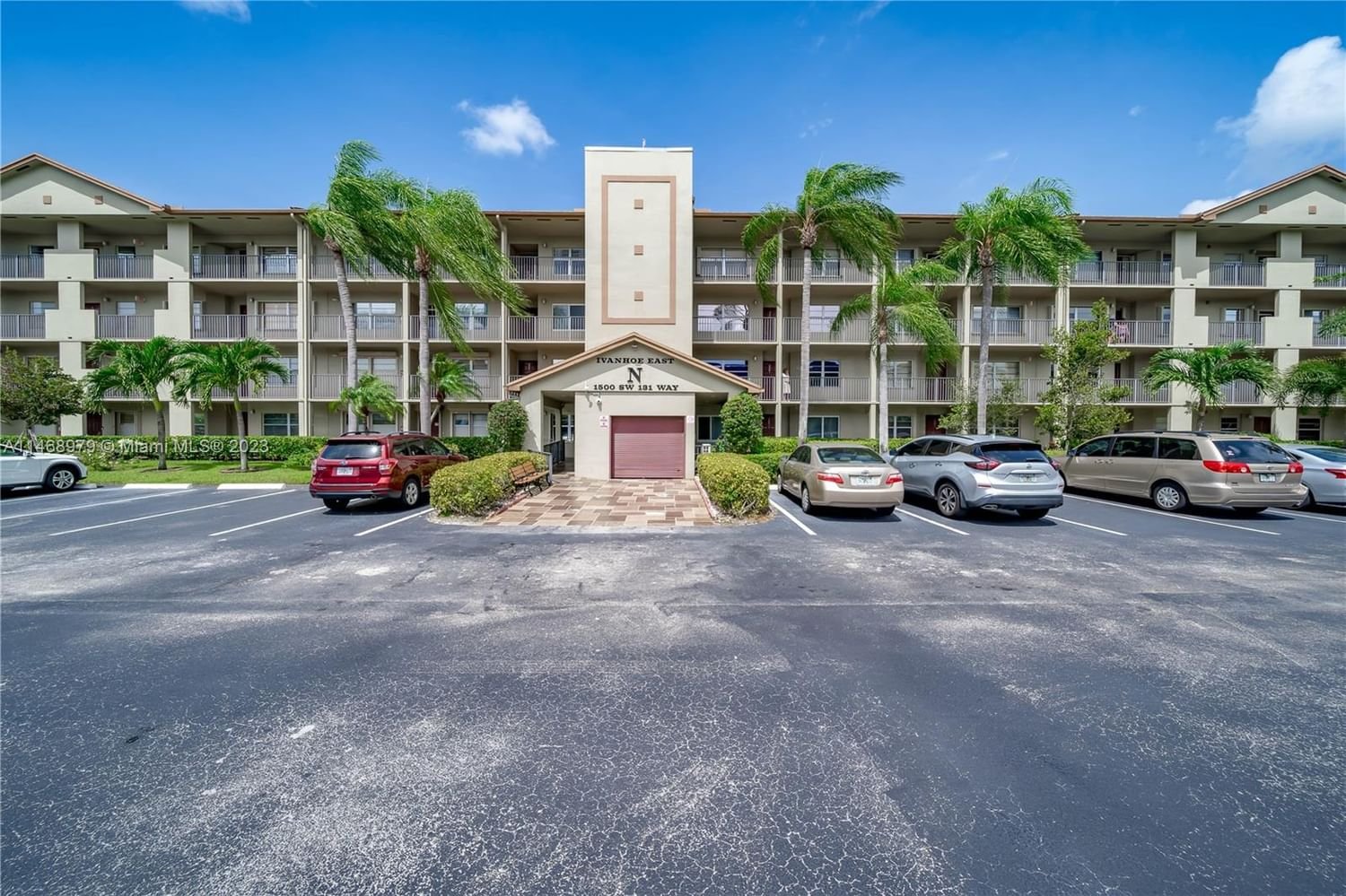 Real estate property located at 1500 131st Way #212N, Broward County, IVANHOE EAST AT CENTURY V, Pembroke Pines, FL
