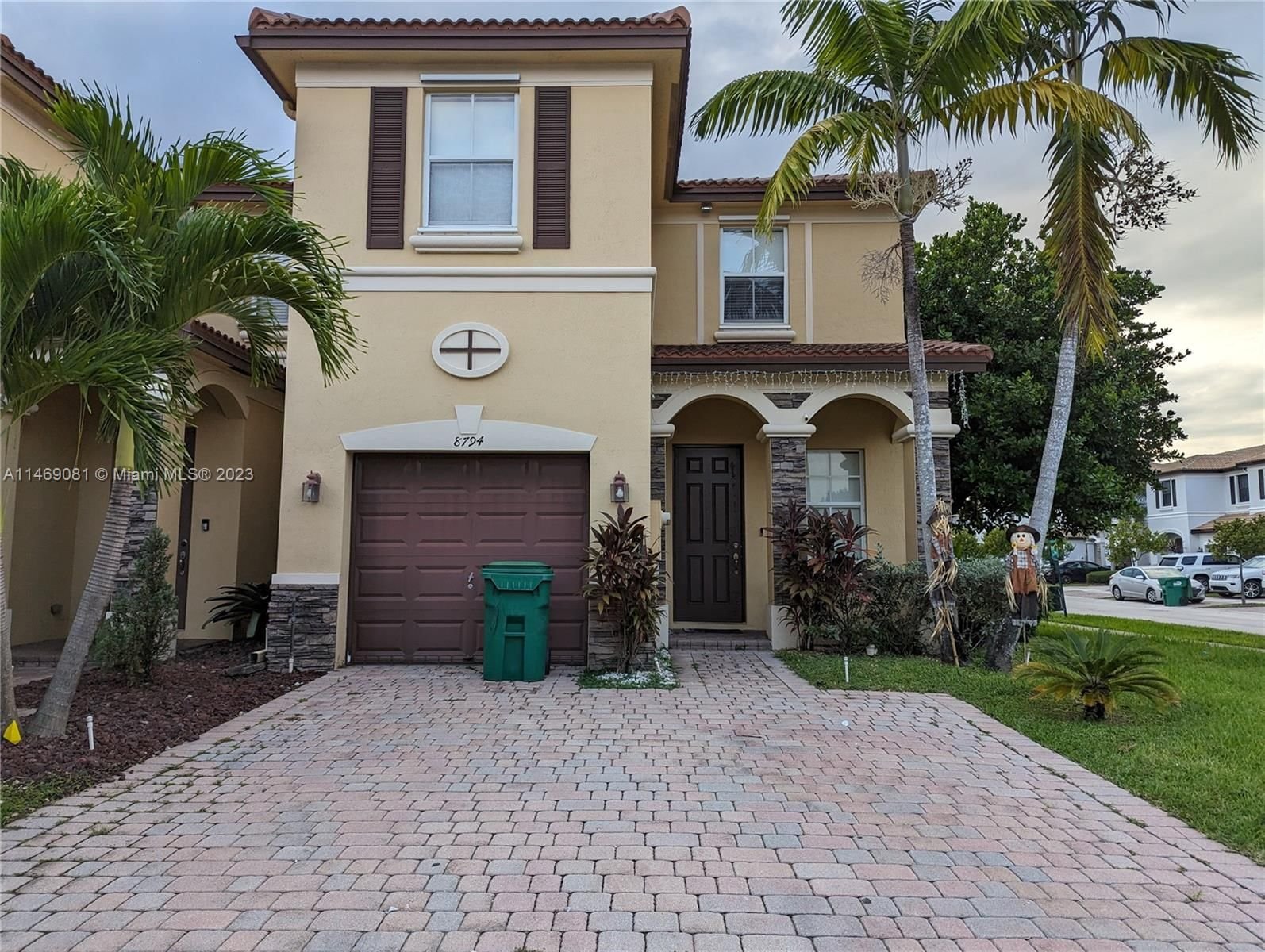 Real estate property located at 8794 112th Pl #8794, Miami-Dade County, ISLANDS AT DORAL NORTHWES, Doral, FL