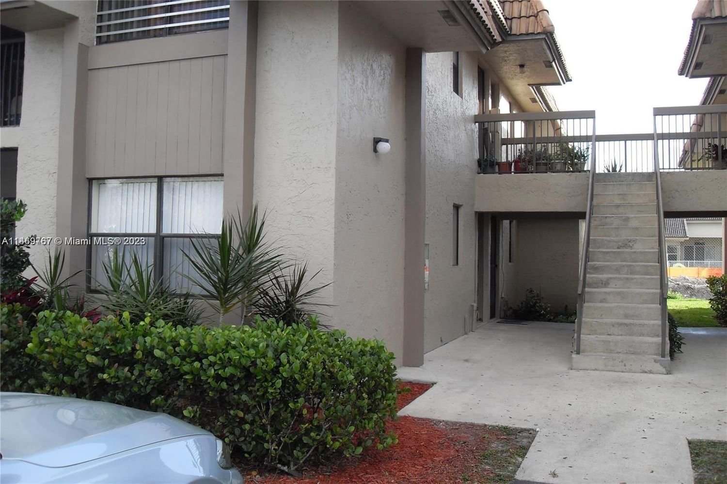 Real estate property located at 10988 Royal Palm Blvd #4-2, Broward County, Coral Springs, FL