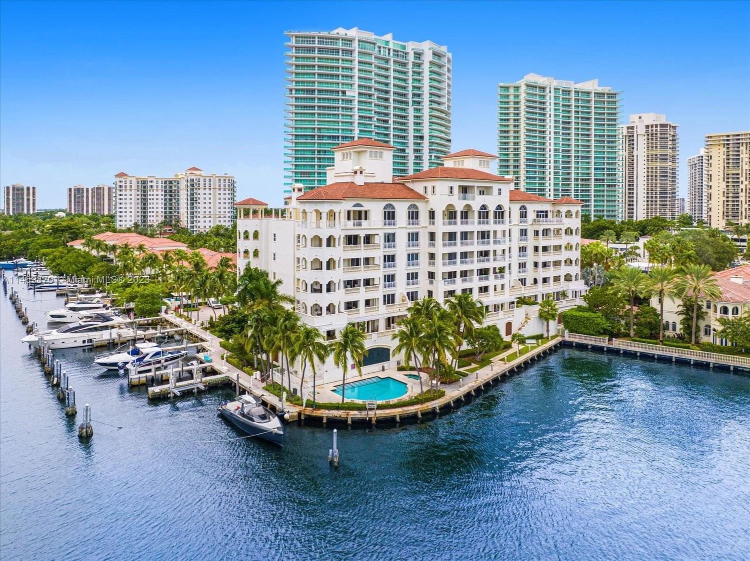Real estate property located at 19925 39th Pl #302, Miami-Dade County, Porto Vita, Aventura, FL