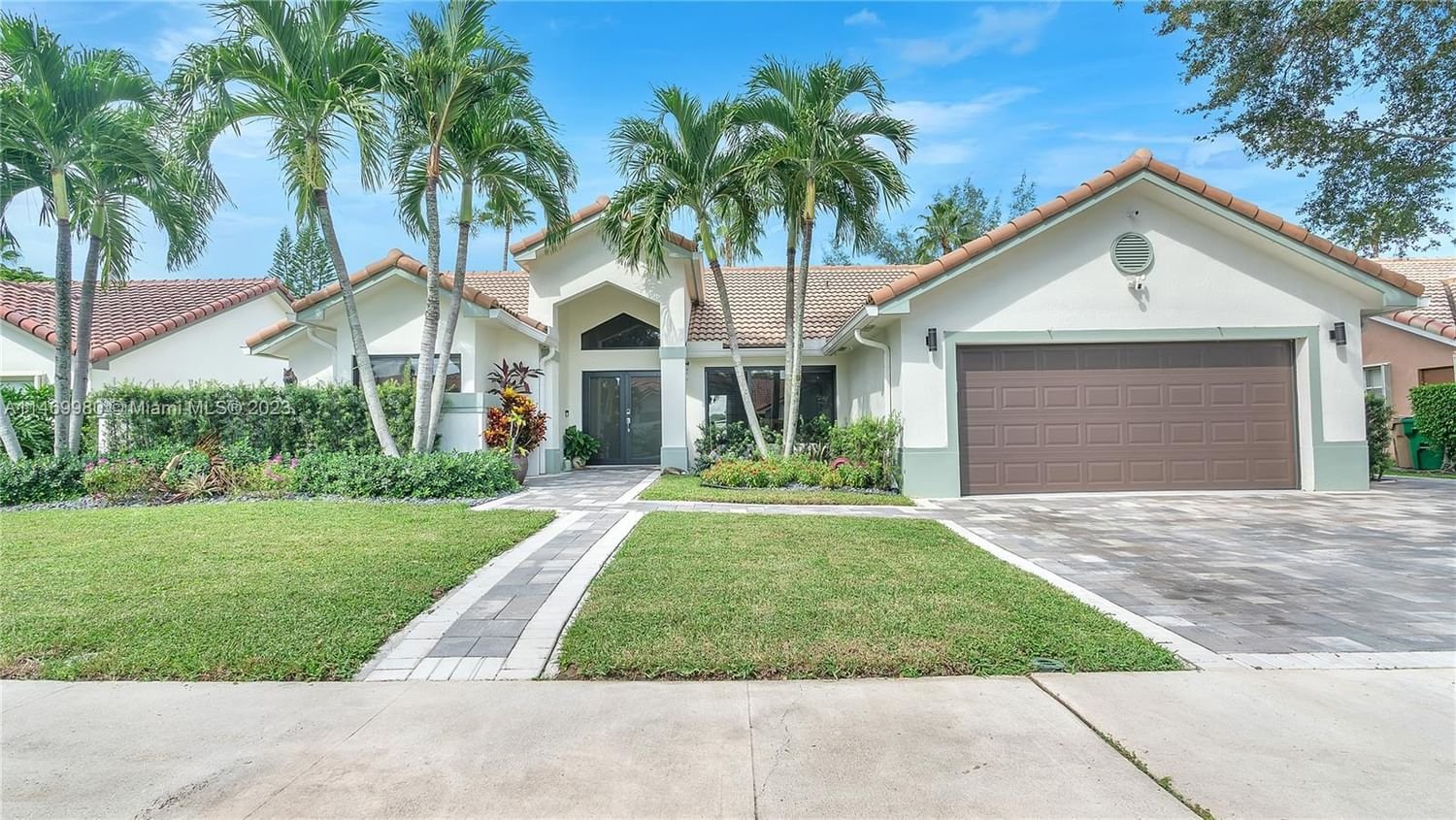Real estate property located at 12761 8th Ct, Broward County, Davie, FL
