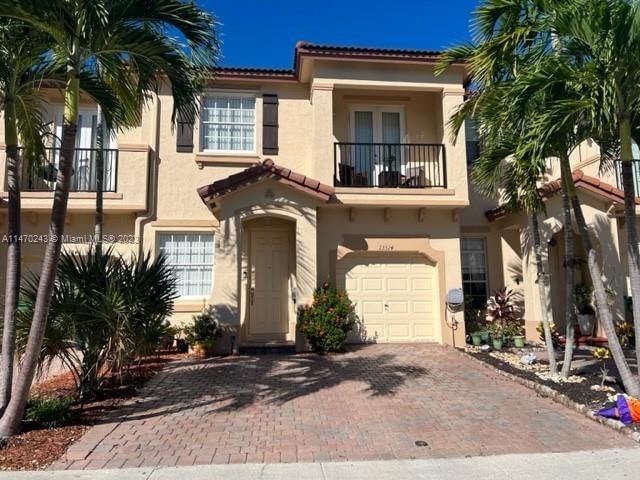 Real estate property located at 13314 128th Path #13314, Miami-Dade County, COURTS AT TUSCANY, Miami, FL