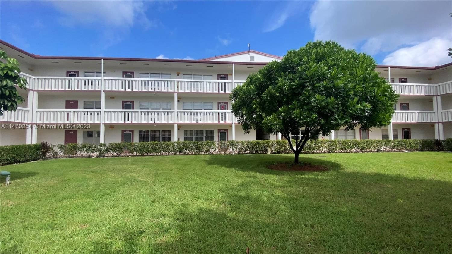 Real estate property located at 385 Fanshaw J-385, Palm Beach County, FANSHAW AT CENTURY VILLAG, Boca Raton, FL