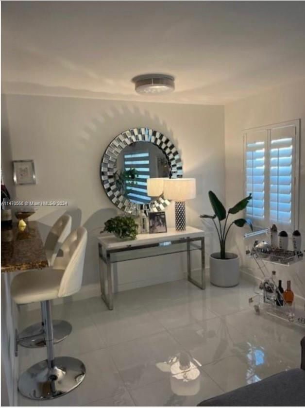 Real estate property located at 755 6th St #4, Miami-Dade County, 755 BLDG CONDO, Miami, FL