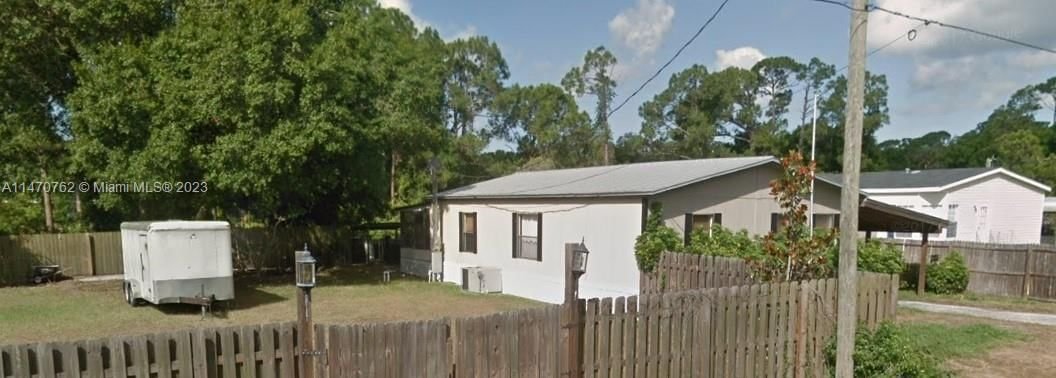 Real estate property located at 9200 SE 61st Dr, Other Florida County, LAR-KEE LAKES 3RD ADDITION, Other City - In The State Of Florida, FL
