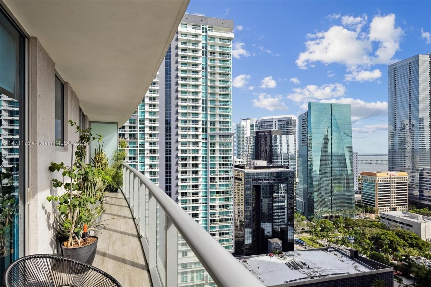 Real estate property located at 1100 Miami Ave #2704, Miami-Dade County, 1100 MILLECENTO RESIDENCE, Miami, FL