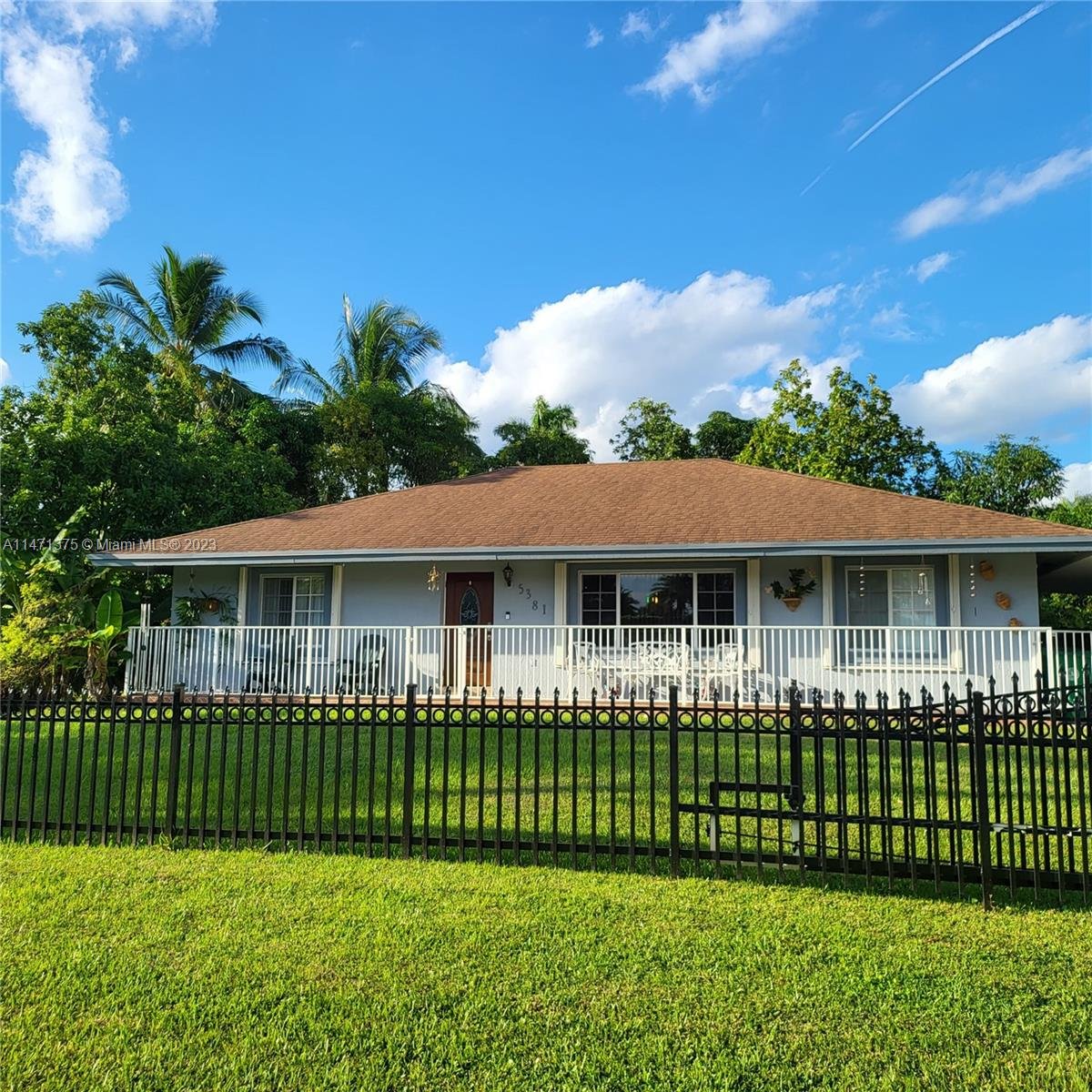 Real estate property located at 5381 49th St, Broward County, NEWMANS SURVEY, Davie, FL