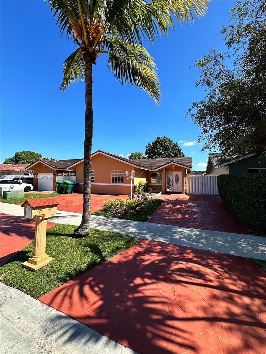 Real estate property located at 5923 147th Pl, Miami-Dade County, Miami, FL