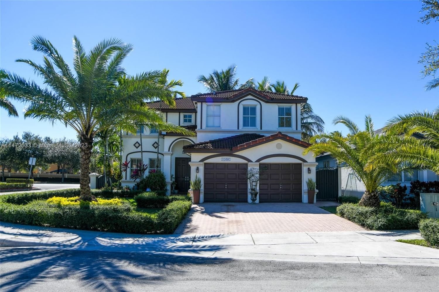 Real estate property located at 15496 25th Ter, Miami-Dade County, CENTURY ESTATES, Miami, FL