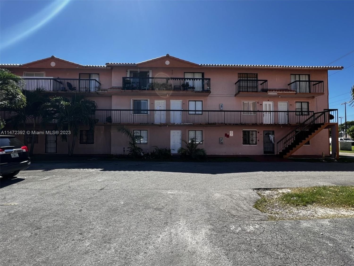 Real estate property located at 2174 60th Street #17204, Miami-Dade County, Hialeah Club, Hialeah, FL