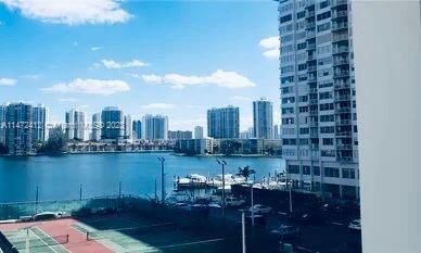 Real estate property located at 2750 183rd St #409, Miami-Dade County, Aventura, FL