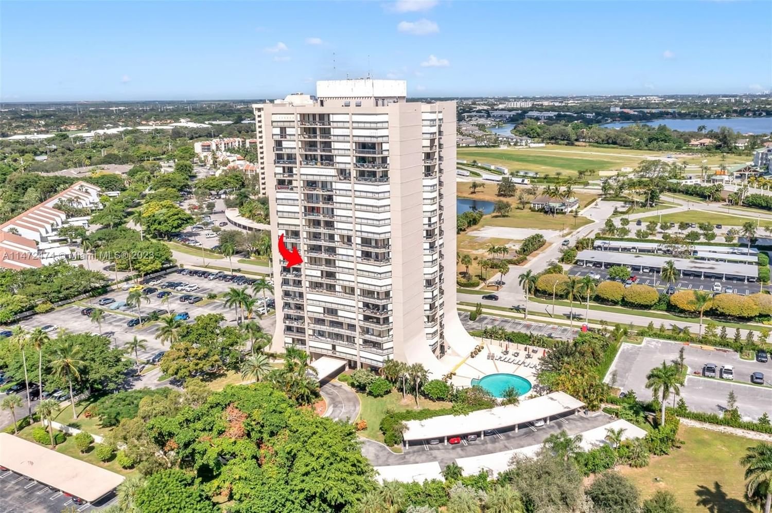 Real estate property located at 2425 Presidential Way #705, Palm Beach County, LANDS OF THE PRESIDENT CO, West Palm Beach, FL