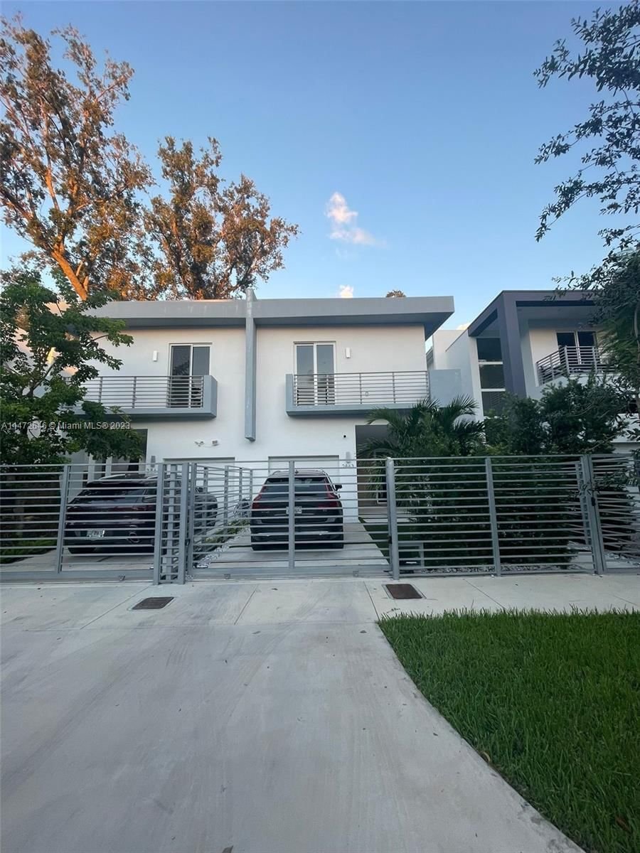 Real estate property located at 2863 33rd Ct #2863, Miami-Dade County, POMELO PARK, Miami, FL