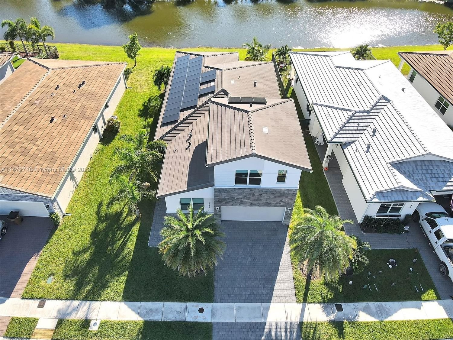 Real estate property located at 4137 Marina Way, Broward County, CRYSTAL LAKE 1ST SEC, Deerfield Beach, FL