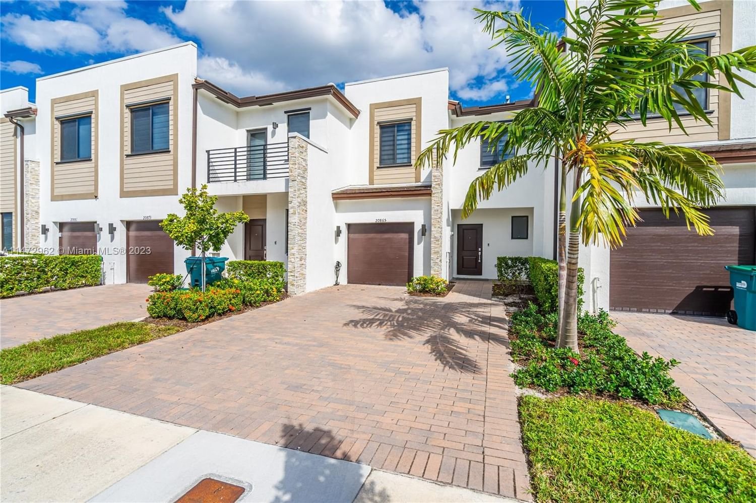 Real estate property located at 20865 7th Ct #20865, Miami-Dade County, VIA VENTURA NEIGHBORHOOD, Miami, FL