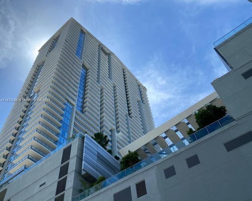 Real estate property located at 68 6th St #2410, Miami-Dade, REACH CONDO, Miami, FL