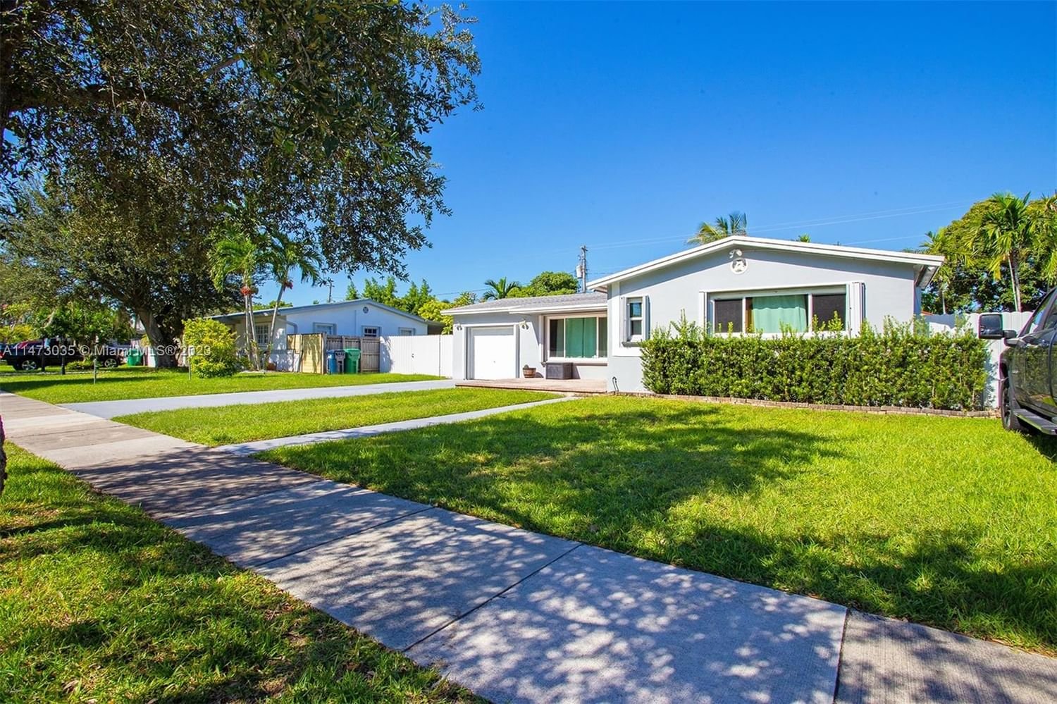 Real estate property located at 9321 Nassau Dr, Miami-Dade County, Cutler Bay, FL