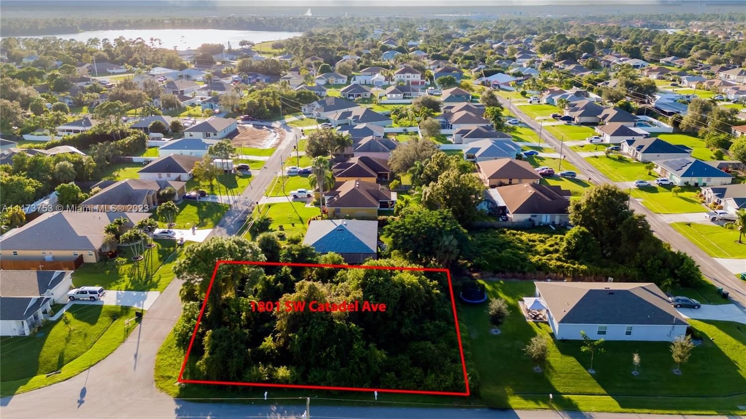 Real estate property located at 1801 Citadel Ave, St Lucie County, Port St. Lucie, FL
