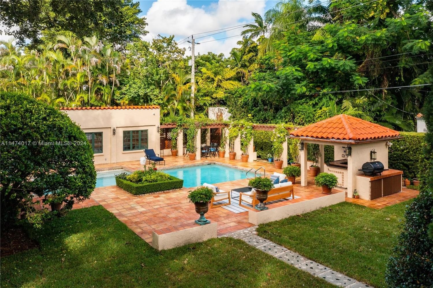 Real estate property located at 1203 Alhambra Cir, Miami-Dade County, CORAL GABLES SEC E, Coral Gables, FL
