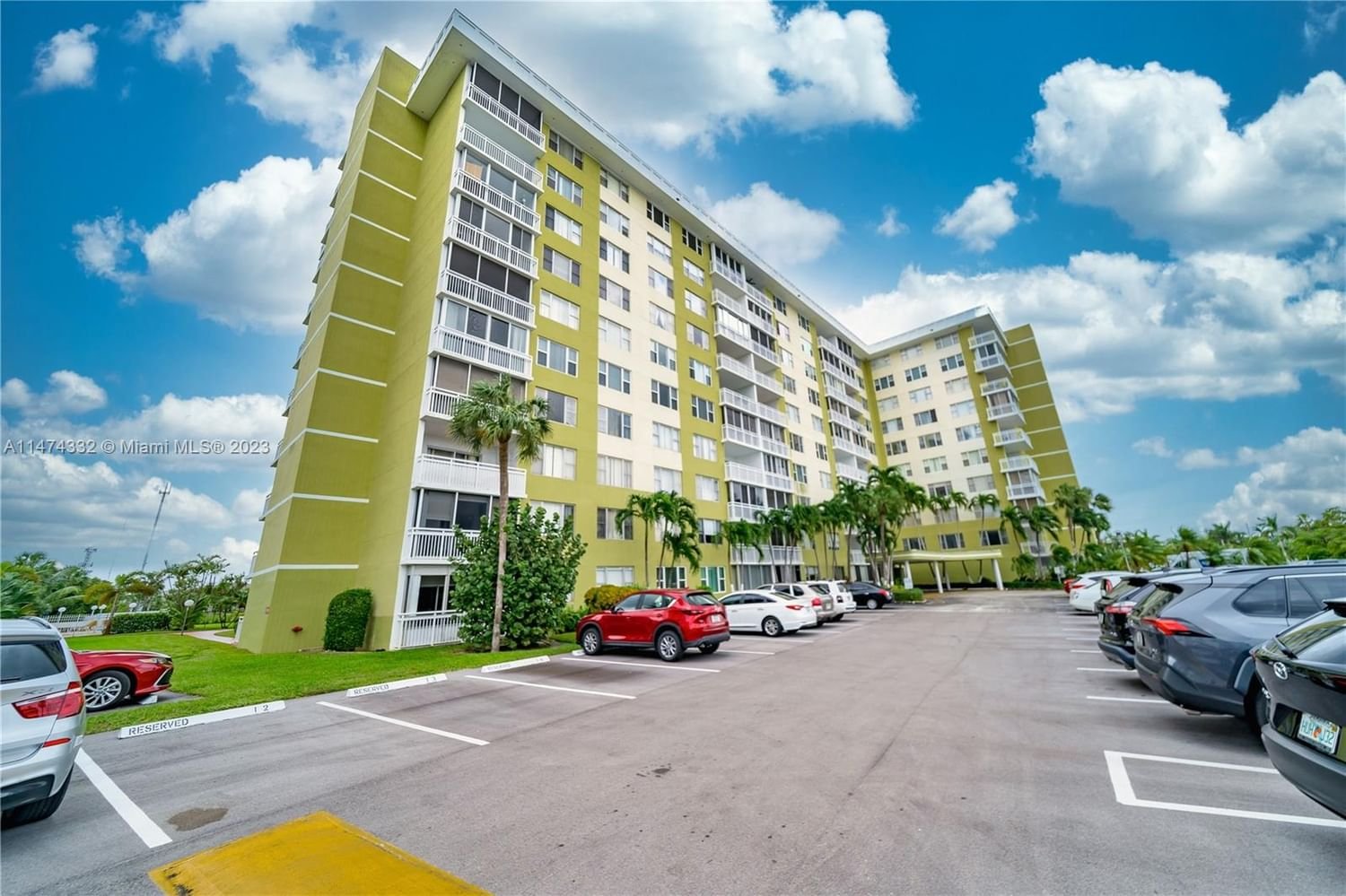 Real estate property located at 4400 Hillcrest Dr #502B, Broward County, Hollywood, FL