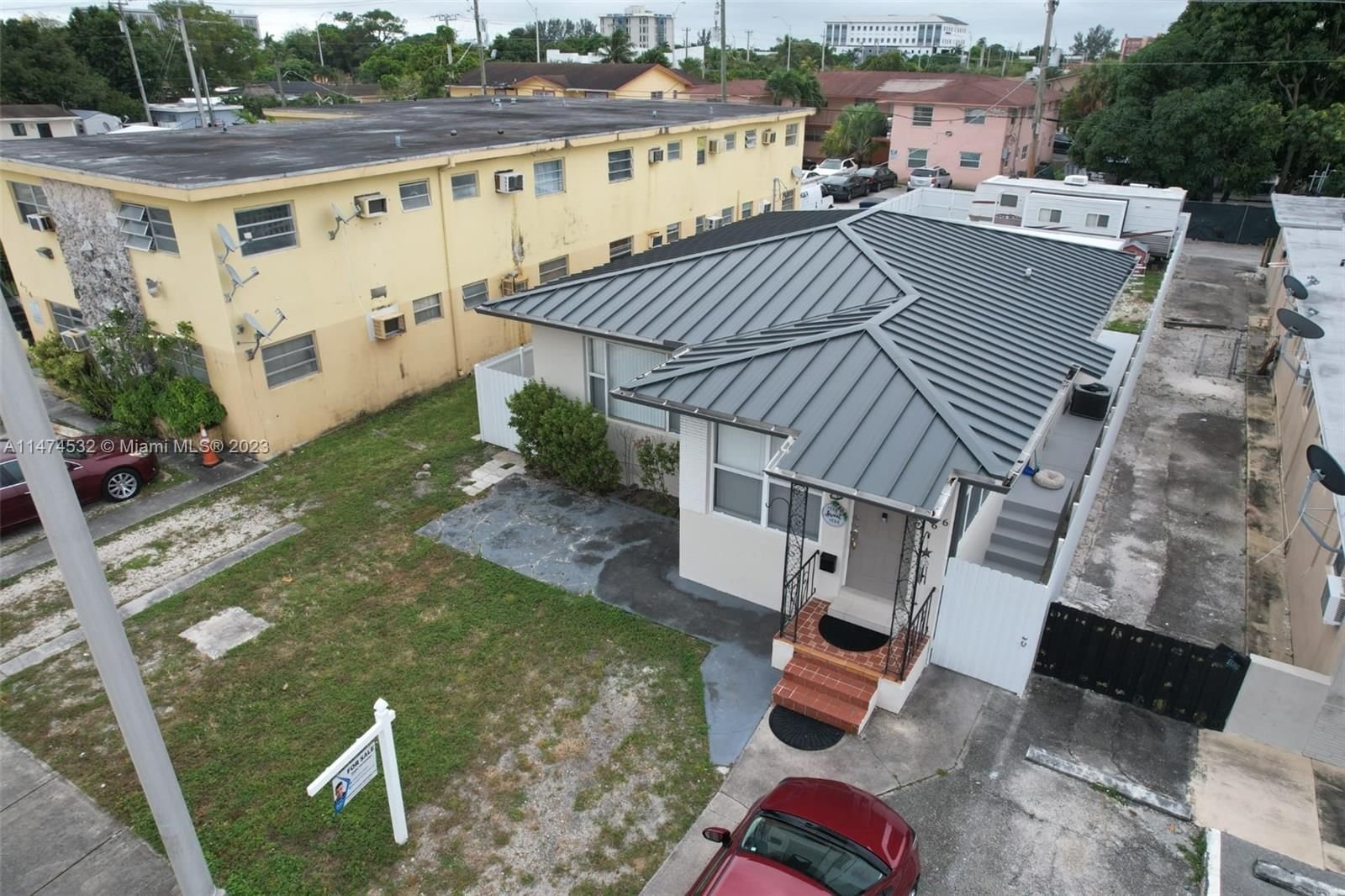 Real estate property located at 466 28th St, Miami-Dade County, HIALEAH 13TH ADDN AMD PL, Hialeah, FL