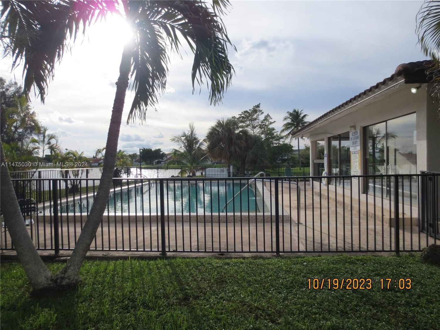 Real estate property located at 1350 122nd Ave #123, Miami-Dade County, PENINSULA AT INTL GARDENS, Miami, FL