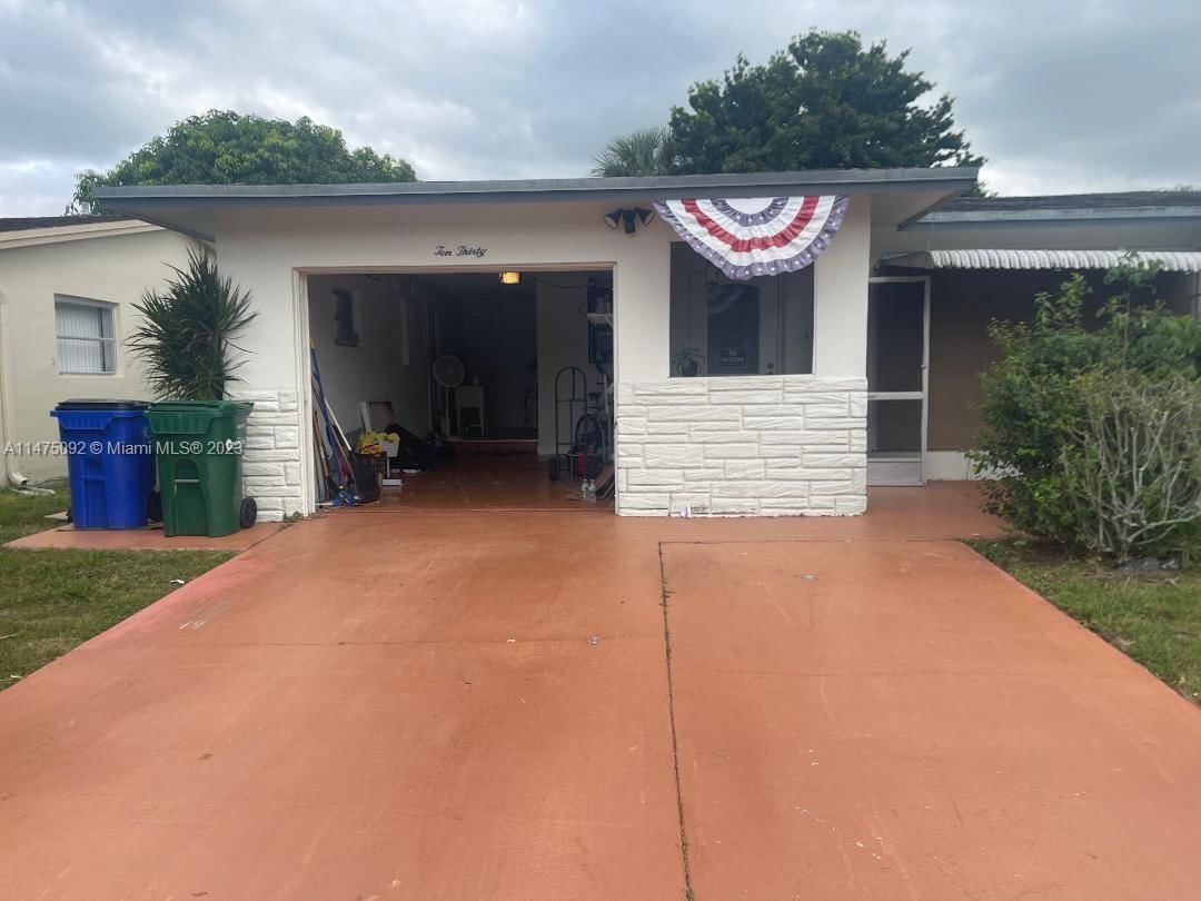 Real estate property located at 1030 74th Ave, Broward, PARADISE GARDENS SEC 4, Margate, FL