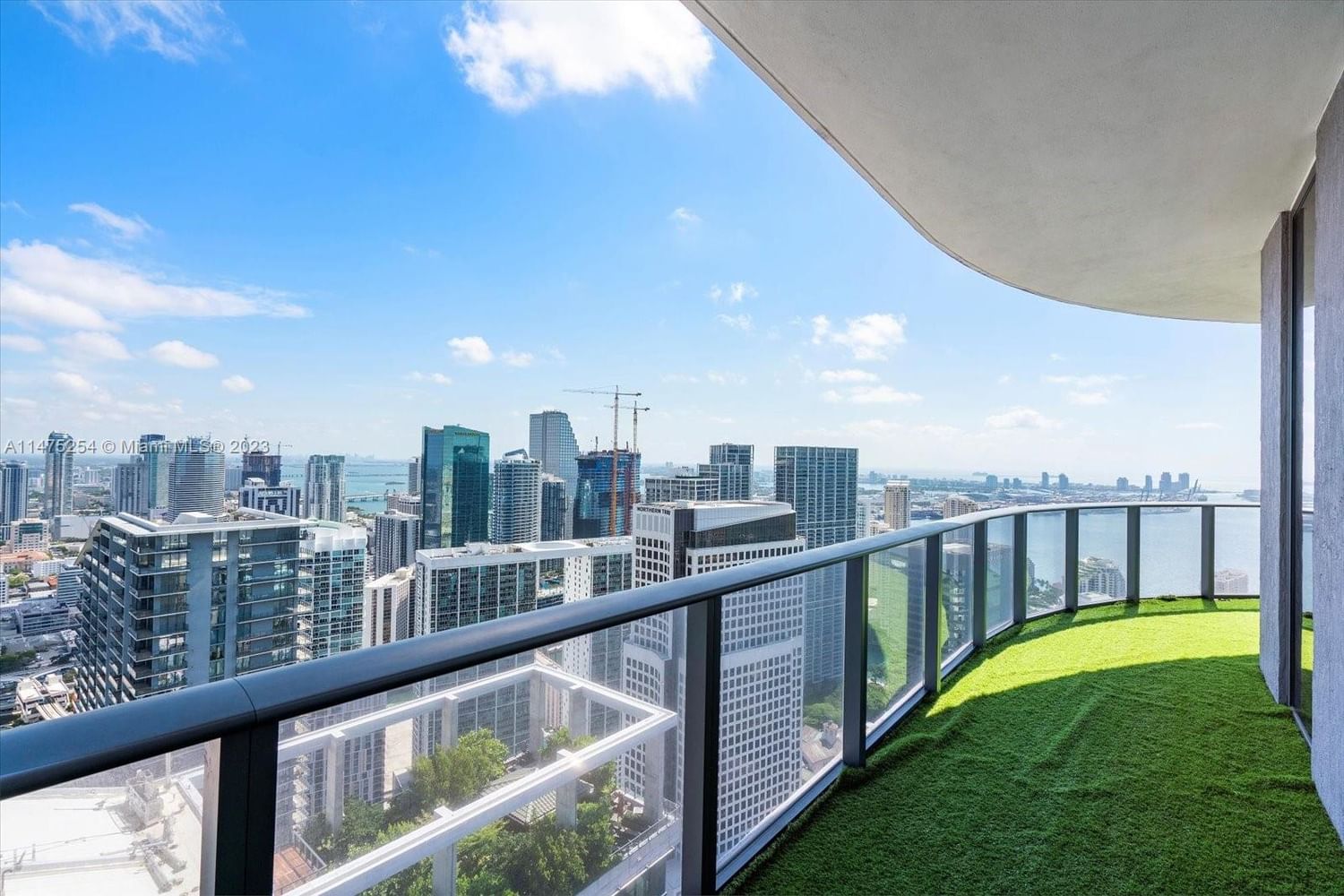 Real estate property located at 801 Miami Ave #5505, Miami-Dade, 801 SMA RESIDENCES CONDO, Miami, FL