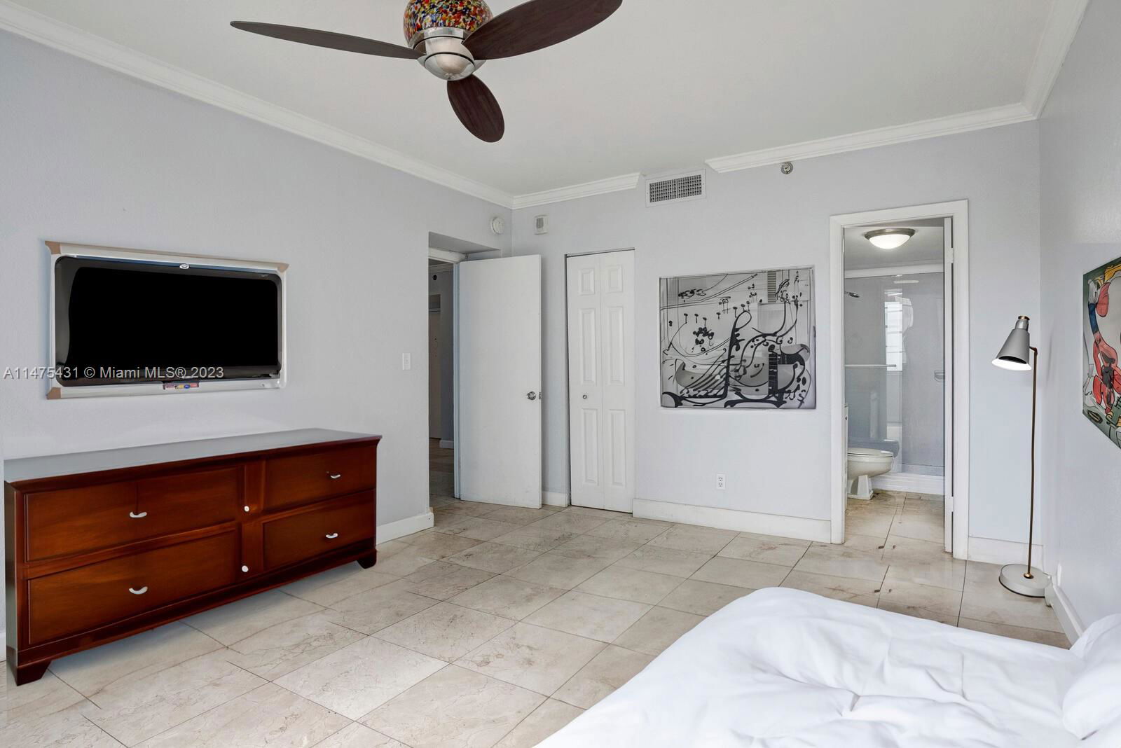 Real estate property located at 2829 Indian Creek Dr #307, Miami-Dade County, Miami Beach, FL